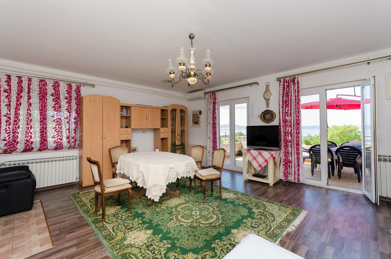 Apartments And Room Luka Klenovica Εξωτερικό φωτογραφία