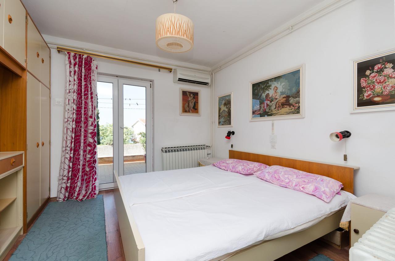Apartments And Room Luka Klenovica Εξωτερικό φωτογραφία